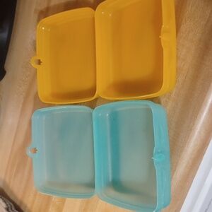 2 Tupperware Sandwich Carriers. Great Condition